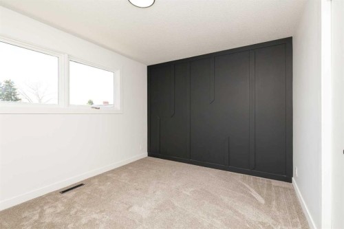 3618 Forestry Avenue South, Lethbridge, AB - Indoor Photo Showing Other Room