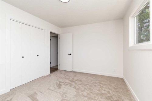 3618 Forestry Avenue South, Lethbridge, AB - Indoor Photo Showing Other Room