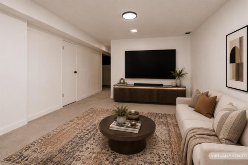 3618 Forestry Avenue South, Lethbridge, AB - Indoor Photo Showing Other Room