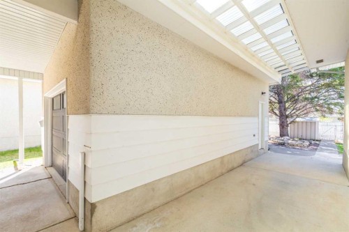 3618 Forestry Avenue South, Lethbridge, AB -  Photo Showing Other Room