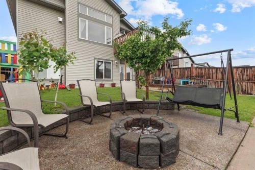 432 Firelight Point West, Lethbridge, AB 