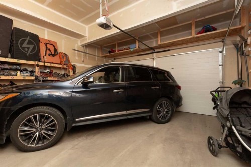 867 Miners Boulevard, Lethbridge, AB 