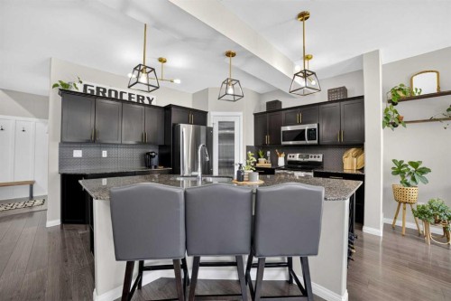 318 Twinriver Road West, Lethbridge, AB 