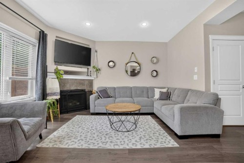 318 Twinriver Road West, Lethbridge, AB 