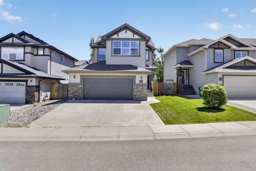 318 Twinriver Road West, Lethbridge, AB 