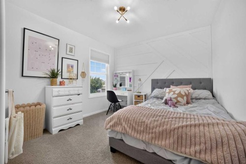 318 Twinriver Road West, Lethbridge, AB 