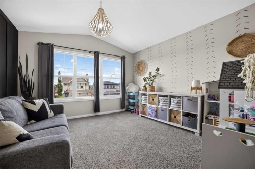 318 Twinriver Road West, Lethbridge, AB 