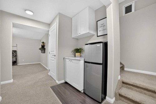 318 Twinriver Road West, Lethbridge, AB 