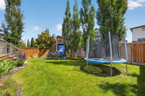 318 Twinriver Road West, Lethbridge, AB 