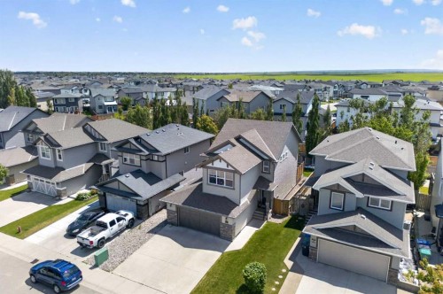 318 Twinriver Road West, Lethbridge, AB 