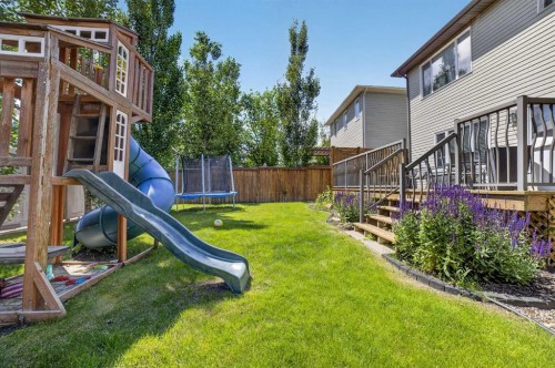 318 Twinriver Road West, Lethbridge, AB 