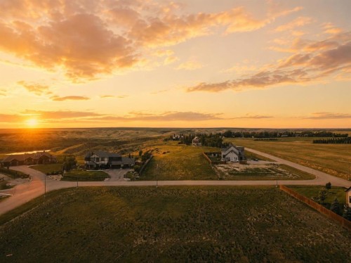 6 Edgemoor Way, Rural Lethbridge County, AB 