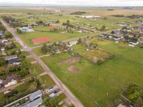 225 5Th Street, Stirling, AB 