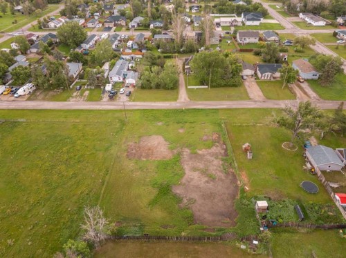 225 5Th Street, Stirling, AB 