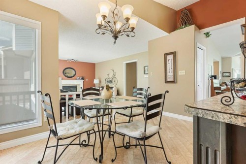 82 Sherwood Boulevard West, Lethbridge, AB 