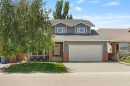 82 Sherwood Boulevard West, Lethbridge, AB 
