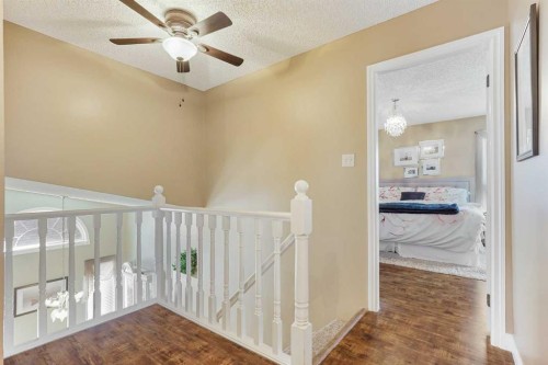82 Sherwood Boulevard West, Lethbridge, AB 