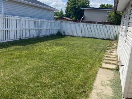 3420 Sylvan Road South, Lethbridge, AB 