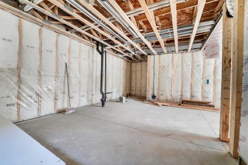 925 7 Street South, Lethbridge, AB 
