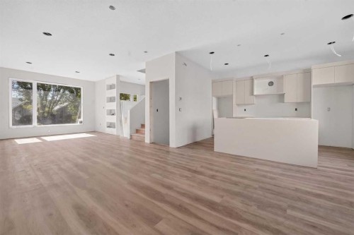 925 7 Street South, Lethbridge, AB 