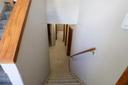 210 Chilcotin Road West, Lethbridge, AB 
