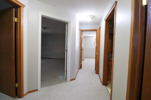 210 Chilcotin Road West, Lethbridge, AB 