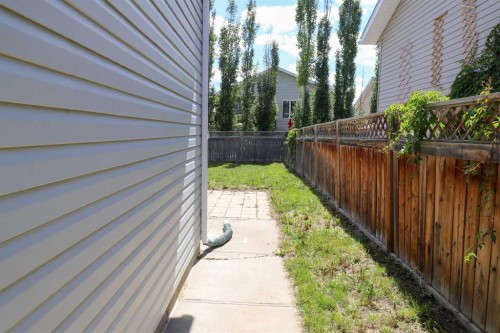 210 Chilcotin Road West, Lethbridge, AB 