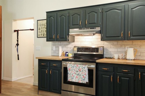 272 E 2 Avenue South, Magrath, AB 