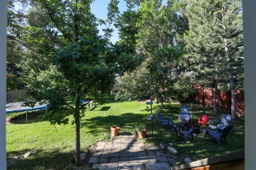 272 E 2 Avenue South, Magrath, AB 