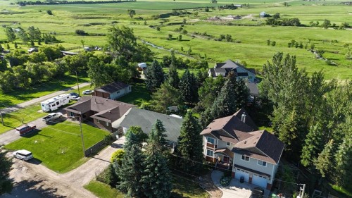 272 E 2 Avenue South, Magrath, AB 