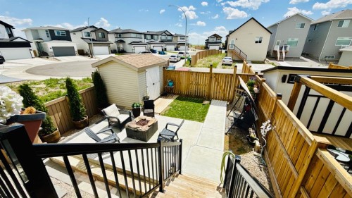 1064 Coalbrook Gate West, Lethbridge, AB 