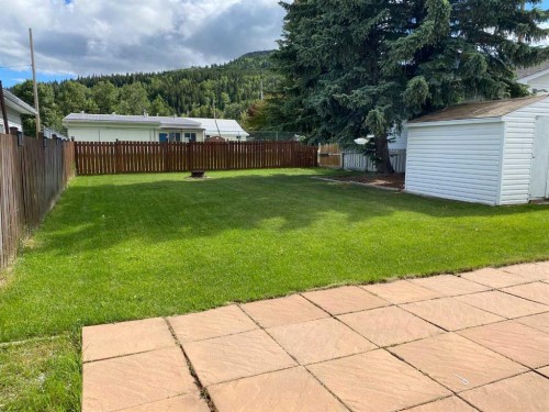 705 227 Street, Hillcrest, AB - Outdoor