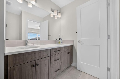 4319 Fairmont Gate South, Lethbridge, AB 