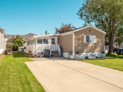 22 Westover Crescent Claresholm, AB T0L 0T0