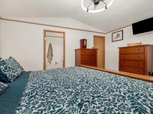 22 Westover Crescent, Claresholm, AB 