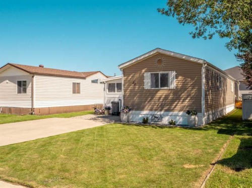 22 Westover Crescent, Claresholm, AB 