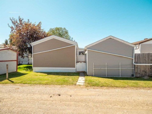 22 Westover Crescent, Claresholm, AB 