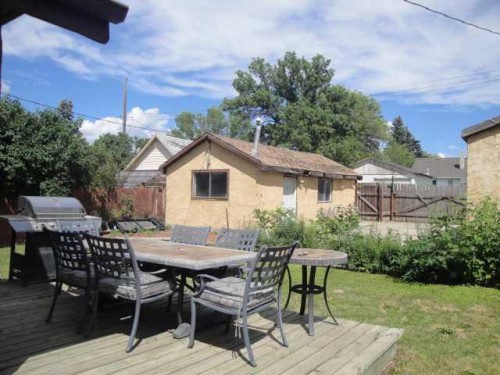 123 15Th Street North, Lethbridge, AB 
