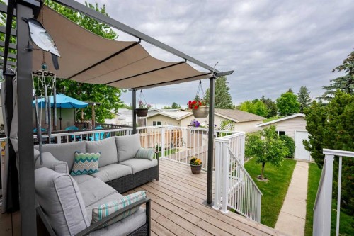 23 Selkirk Road West, Lethbridge, AB 
