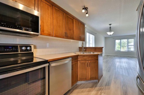 1988 Parkside Way, Coaldale, AB 