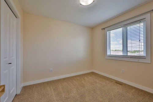 1988 Parkside Way, Coaldale, AB 