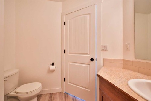 1988 Parkside Way, Coaldale, AB 