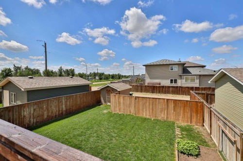 1988 Parkside Way, Coaldale, AB 
