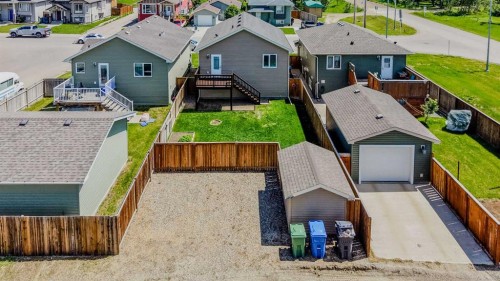 1988 Parkside Way, Coaldale, AB 