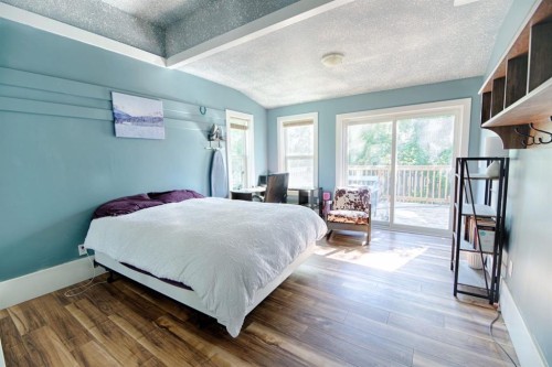 2424 4 Avenue, Fort Macleod, AB - Indoor Photo Showing Bedroom