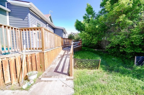 2424 4 Avenue, Fort Macleod, AB - Outdoor