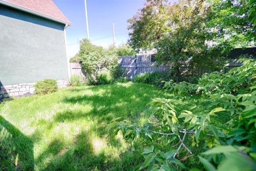 2424 4 Avenue, Fort Macleod, AB - Outdoor