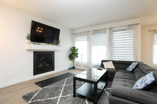 4529 31 Avenue South, Lethbridge, AB 