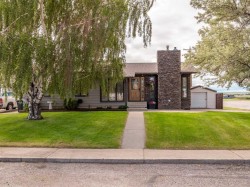 506 10 Street  Fort Macleod, AB T0L 0Z0
