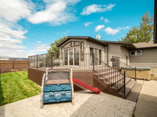506 10 Street, Fort Macleod, AB 